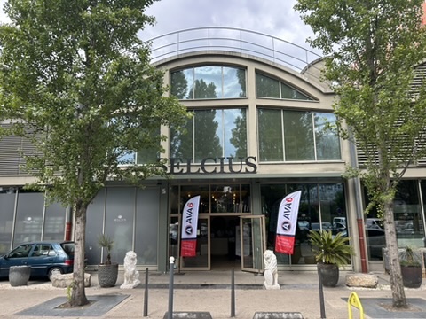 E1A152C3 C934 4DB2 A935 47C8BB9C3569 4 5005 c